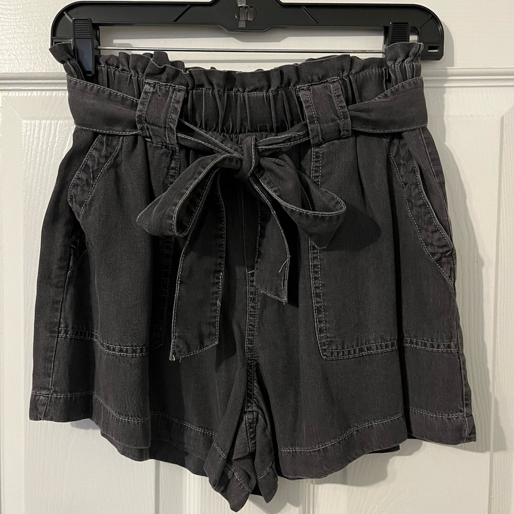 Time and Tru Black Elastic Shorts